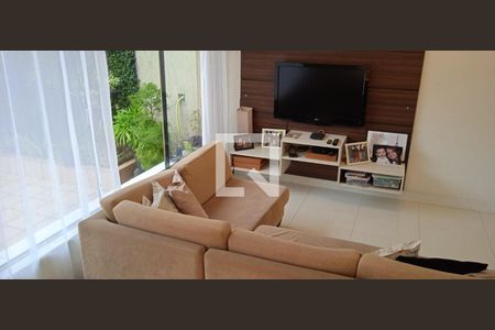 Casa à venda com 3 quartos, 112m² em Parque Sao Domingos, São Paulo