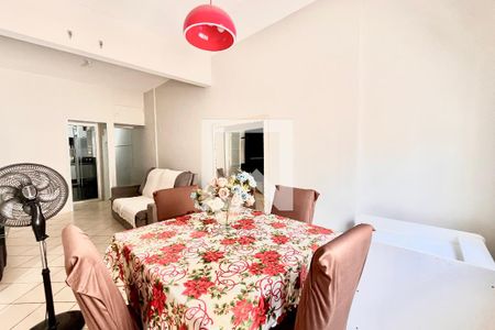 Sala  de apartamento à venda com 2 quartos, 64m² em Copacabana, Rio de Janeiro