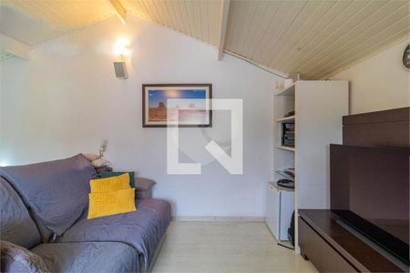 Casa à venda com 4 quartos, 265m² em Campo Belo, São Paulo