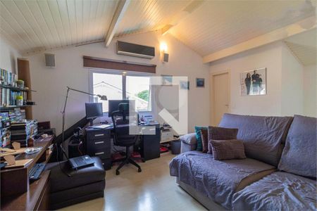 Casa à venda com 4 quartos, 265m² em Campo Belo, São Paulo