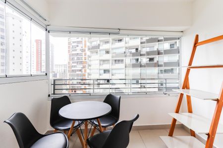 Varanda de kitnet/studio para alugar com 1 quarto, 30m² em Butantã, São Paulo