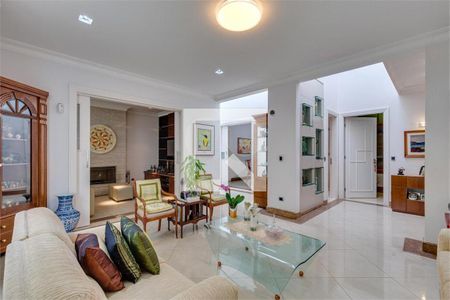 Casa à venda com 2 quartos, 332m² em Jardim dos Estados, São Paulo