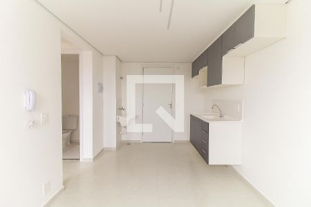Sala/Cozinha de apartamento para alugar com 2 quartos, 32m² em Guaianases, São Paulo