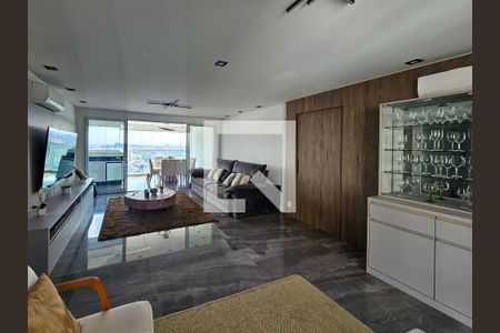 Sala de apartamento para alugar com 3 quartos, 180m² em Campestre, Santo André