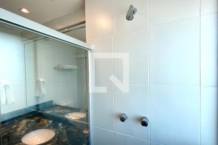 Banheiro da Suíte de kitnet/studio à venda com 1 quarto, 29m² em Buritis, Belo Horizonte