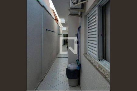 Casa à venda com 3 quartos, 146m² em Vila Mangalot, São Paulo