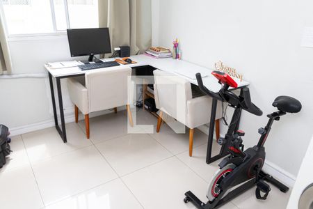 Quarto 1 de apartamento para alugar com 2 quartos, 43m² em Campo Grande, Rio de Janeiro