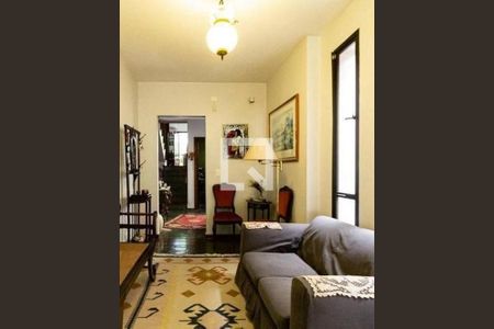 Casa à venda com 4 quartos, 450m² em Vila Madalena, São Paulo