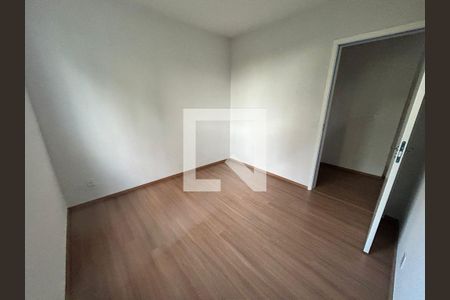 Quarto de apartamento à venda com 2 quartos, 53m² em Feitoria, São Leopoldo