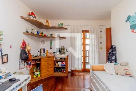 Casa à venda com 3 quartos, 383m² em City América, São Paulo