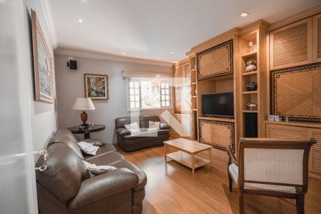 Casa à venda com 4 quartos, 486m² em São Domingos, São Paulo