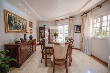 Casa à venda com 4 quartos, 486m² em São Domingos, São Paulo