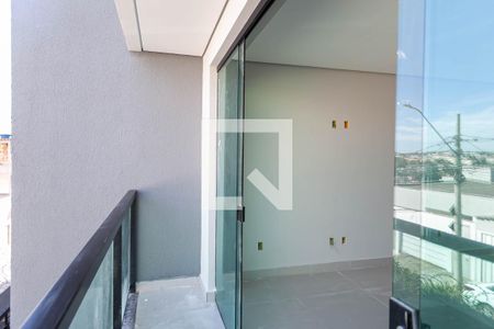 Varanda da sala  de casa à venda com 3 quartos, 145m² em Morro do Confisco, Contagem