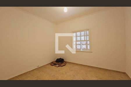 Casa à venda com 2 quartos, 178m² em Vila Mangalot, São Paulo