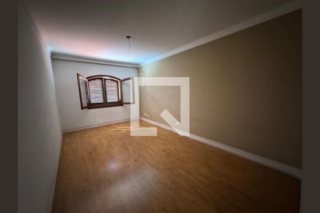 Casa à venda com 4 quartos, 260m² em City América, São Paulo