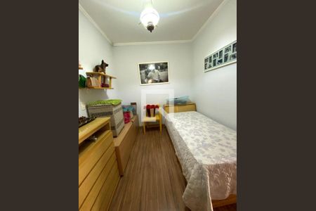Casa à venda com 3 quartos, 215m² em Parque Sao Domingos, São Paulo