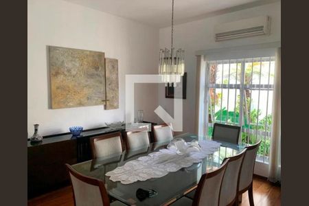 Casa à venda com 3 quartos, 231m² em Bela Aliança, São Paulo