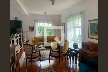 Casa à venda com 3 quartos, 231m² em Bela Aliança, São Paulo