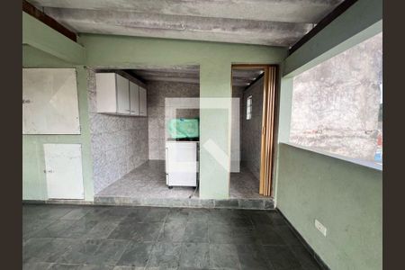 Casa à venda com 3 quartos, 222m² em Vila Iorio, São Paulo