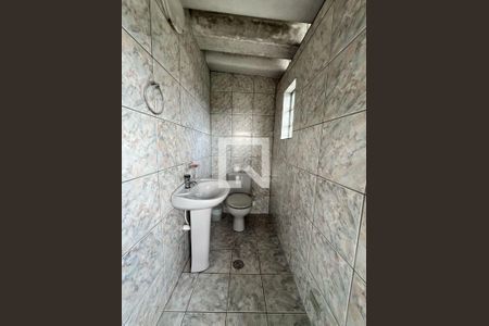 Casa à venda com 3 quartos, 222m² em Vila Iorio, São Paulo