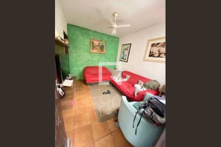 Casa à venda com 3 quartos, 200m² em Vila Palmeiras, São Paulo