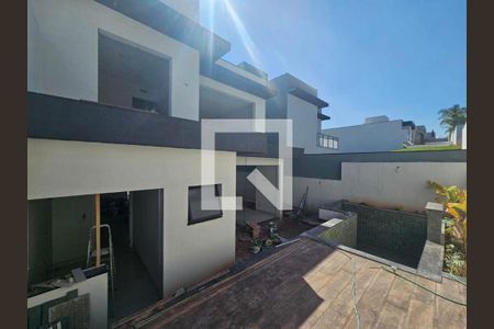 Casa à venda com 4 quartos, 215m² em Jardim Ermida I, Jundiaí