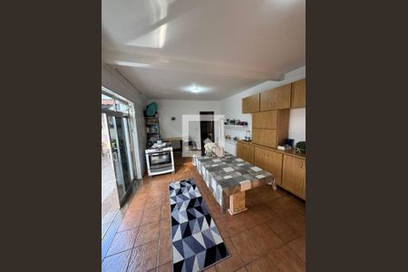 Casa à venda com 3 quartos, 320m² em Vila Regente Feijó, São Paulo