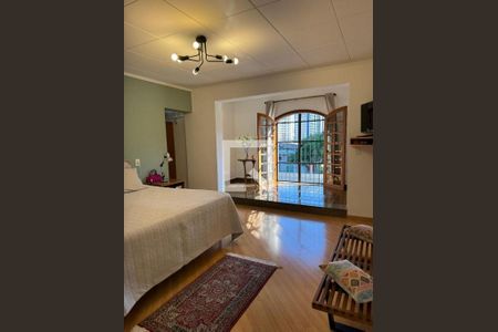 Casa à venda com 3 quartos, 320m² em Vila Regente Feijó, São Paulo