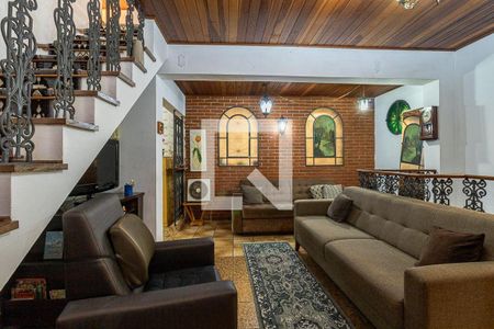 Casa à venda com 5 quartos, 311m² em Vila Brasilina, São Paulo