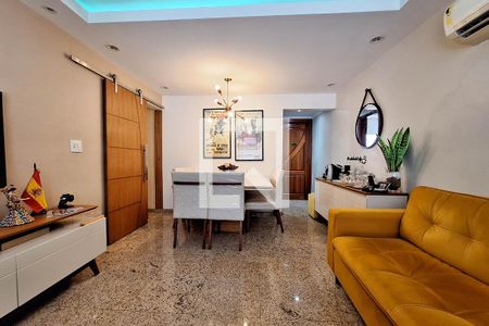 Sala de apartamento à venda com 3 quartos, 110m² em Icaraí, Niterói