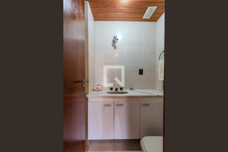 Lavabo de apartamento à venda com 3 quartos, 143m² em Menino Deus, Porto Alegre
