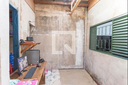 Área de Luz de casa para alugar com 4 quartos, 210m² em Jardim Sao Domingos, Campinas