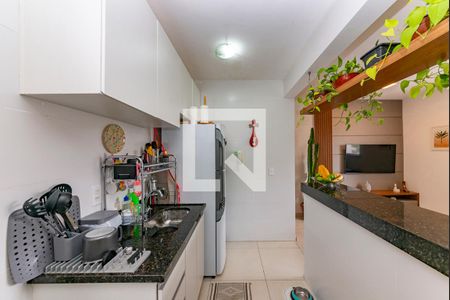Cozinha de apartamento à venda com 2 quartos, 80m² em Buritis, Belo Horizonte