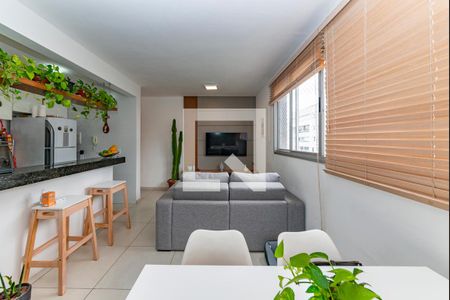 Sala de apartamento à venda com 2 quartos, 80m² em Buritis, Belo Horizonte