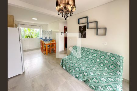 Sala de TV de apartamento para alugar com 2 quartos, 73m² em São João do Rio Vermelho, Florianópolis