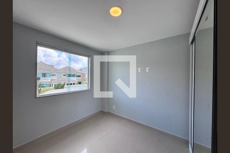 Quarto de casa de condomínio para alugar com 4 quartos, 350m² em Recreio dos Bandeirantes, Rio de Janeiro