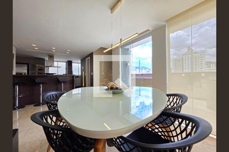 Sala  de apartamento à venda com 4 quartos, 190m² em Santo Antônio, Belo Horizonte