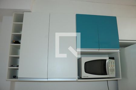 Casa de Condomínio para alugar com 2 quartos, 60m² em Jardim Sandra, Cotia