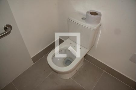 Banheiro de kitnet/studio à venda com 1 quarto, 25m² em Vila da Saúde, São Paulo