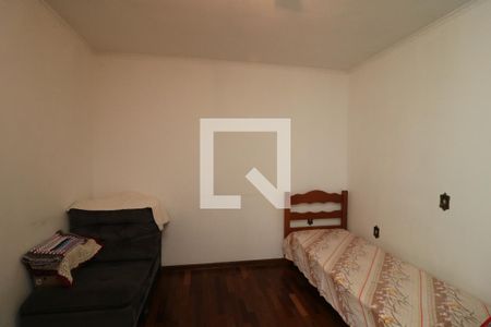 Quarto 2 de casa à venda com 3 quartos, 170m² em Vila California, São Paulo