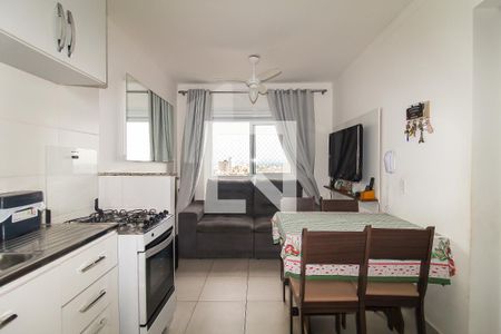 Sala/Cozinha de apartamento para alugar com 2 quartos, 36m² em Vila Carmosina, São Paulo