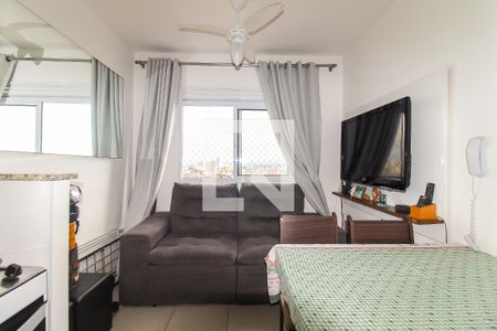 Sala/Cozinha de apartamento para alugar com 2 quartos, 36m² em Vila Carmosina, São Paulo
