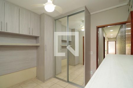 Suíte de casa para alugar com 3 quartos, 135m² em Jardim Iva, São Paulo