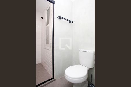 Banheiro de apartamento para alugar com 1 quarto, 40m² em Centro Histórico, Porto Alegre