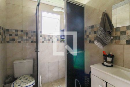 Banheiro de apartamento à venda com 2 quartos, 54m² em Guajuviras, Canoas