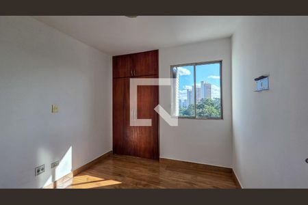 Quarto 2 de apartamento para alugar com 3 quartos, 226m² em Vila Sofia, São Paulo