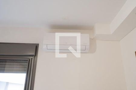 Sala/Quarto de kitnet/studio para alugar com 1 quarto, 27m² em Vila Clementino, São Paulo