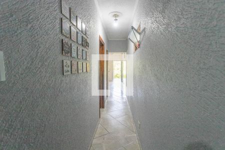 Corredor  de casa à venda com 2 quartos, 70m² em Vila Guacuri, Diadema