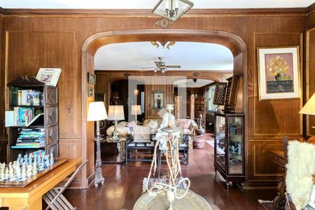 Sala de casa para alugar com 4 quartos, 330m² em Pacaembu, São Paulo