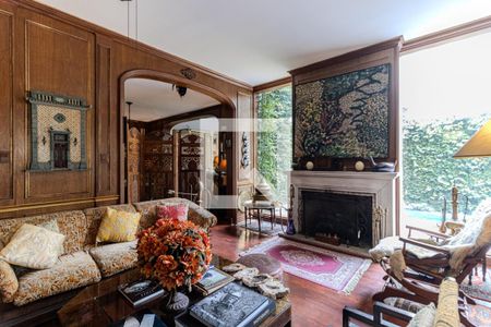 Sala de casa para alugar com 4 quartos, 330m² em Pacaembu, São Paulo